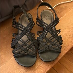 Impo Women's Black Strappy Sandals